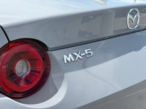 New 2026 MAZDA MX-5 Miata RF Grand Touring RWD image 23