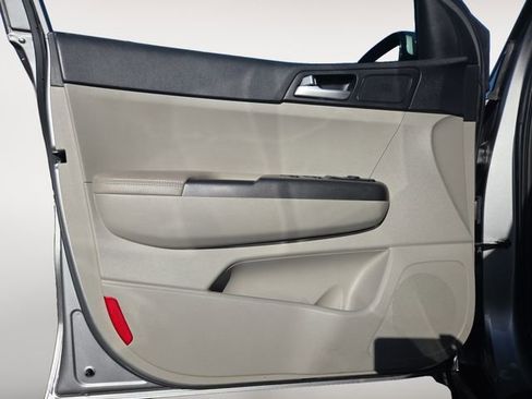 Used 2020 Kia Sportage LX w/ LX Popular Package image 16