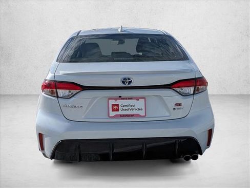 Certified 2025 Toyota Corolla SE image 6