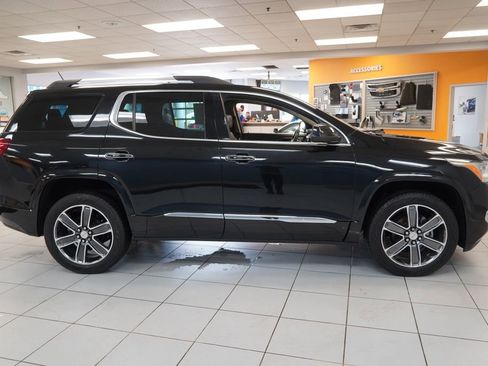 Used 2017 GMC Acadia Denali w/ Technology Package image 14