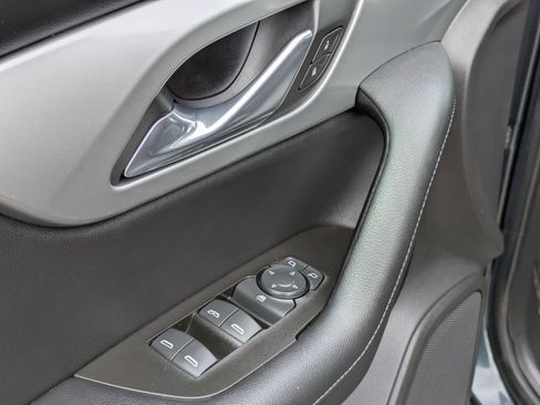 Used 2019 Chevrolet Blazer LT w/ Sun and Wheels Package image 13