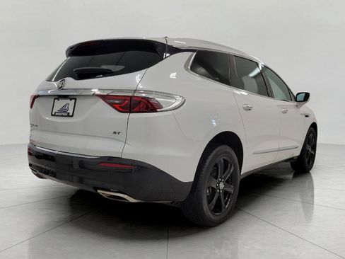 Used 2024 Buick Enclave Essence w/ Sport Touring Edition image 19