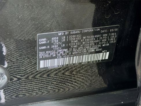 Used 2025 Subaru Outback Premium AWD/4WD image 32