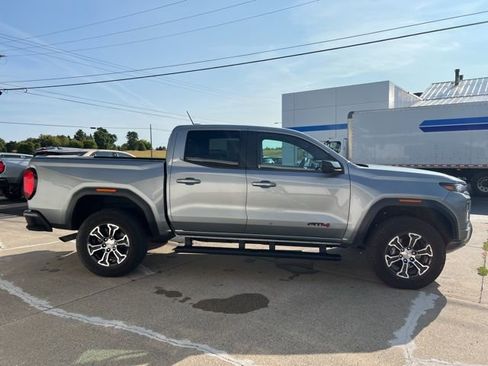 Used 2023 GMC Canyon AT4 w/ AT4 Premium Package image 3