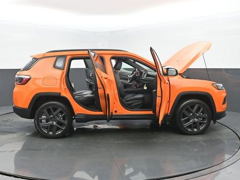 New 2026 Jeep Compass Latitude w/ Sun and Sound Group AWD/4WD image 57