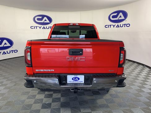 Used 2017 GMC Sierra 1500 SLT AWD/4WD image 4