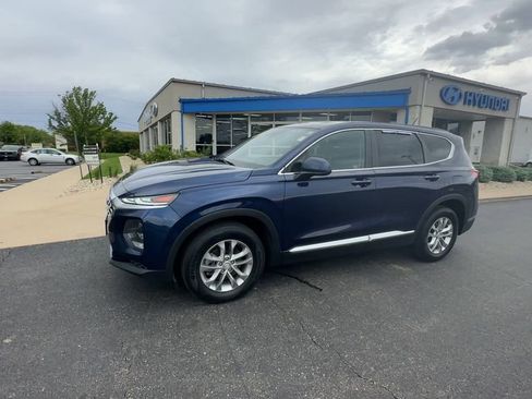 Used 2019 Hyundai Santa Fe SE FWD image 4