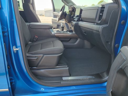 Certified 2023 Chevrolet Silverado 1500 LT w/ Convenience Package II image 33