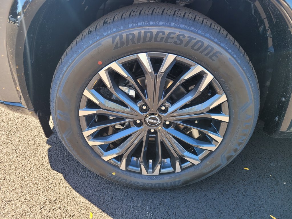 New 2026 Nissan Rogue Platinum AWD/4WD image 10