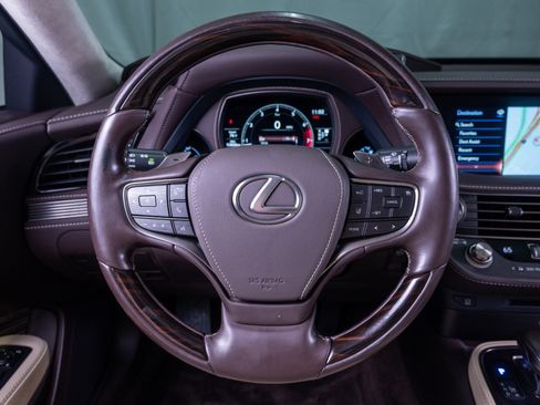 Used 2018 Lexus LS 500 AWD w/ Interior Upgrade Package image 14