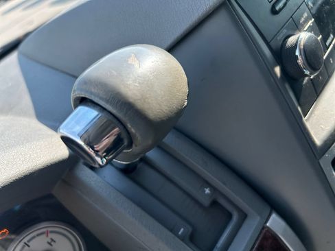 Used 2010 Chrysler Town & Country Touring FWD image 26