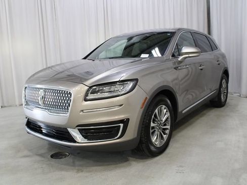 Used 2020 Lincoln Nautilus Premier w/ Equipment Group 101A AWD/4WD image 36