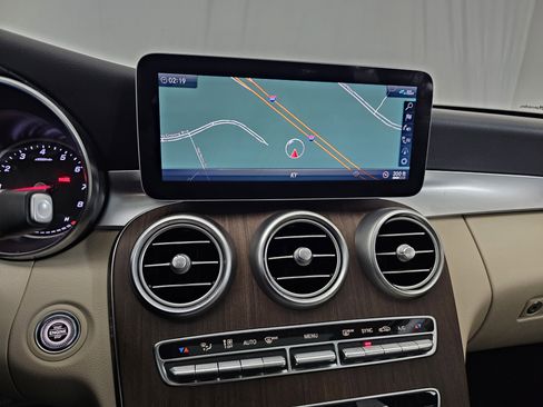 Certified 2019 Mercedes-Benz C 300 4MATIC Sedan image 25