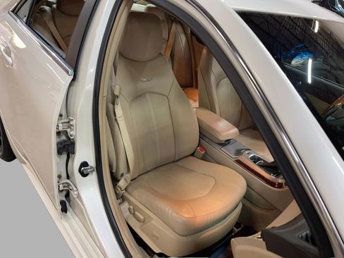 Used 2011 Cadillac CTS Premium image 29