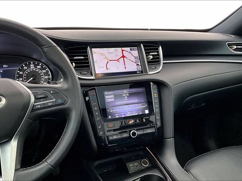 Used 2023 INFINITI QX50 Sport FWD image 8