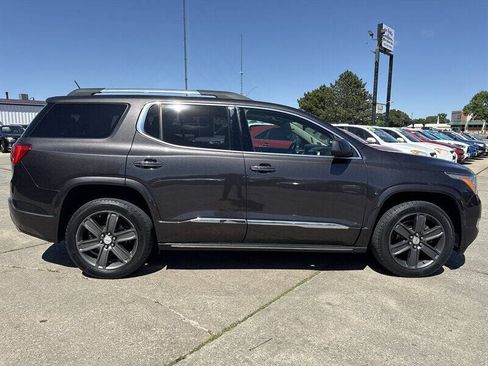 Used 2018 GMC Acadia Denali w/ Technology Package AWD/4WD image 9