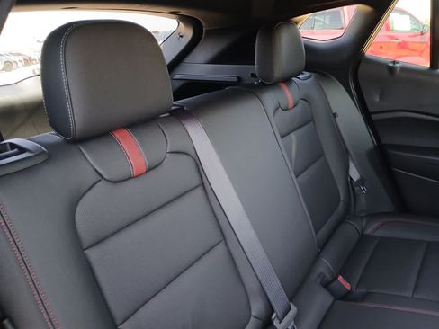 Used 2026 Chevrolet Trax RS w/ Sunroof Package FWD image 62