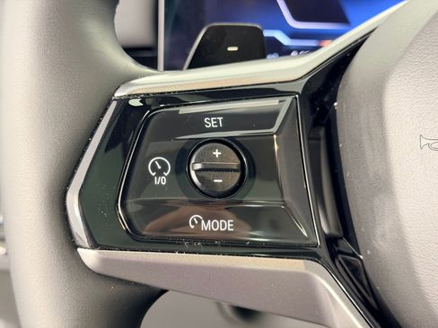 Certified 2025 BMW 530i RWD image 16