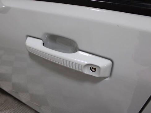 Used 2024 Ford Maverick Lariat w/ FX4 Off-Road Package image 16