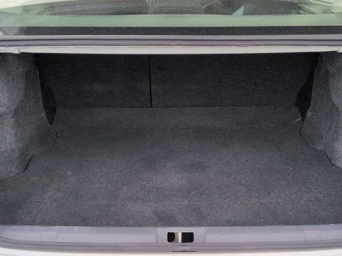 Used 2019 Subaru Impreza 2.0i Premium image 34