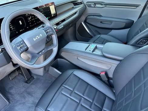 New 2026 Kia EV9 Land w/ Nightfall Edition Package AWD/4WD image 11