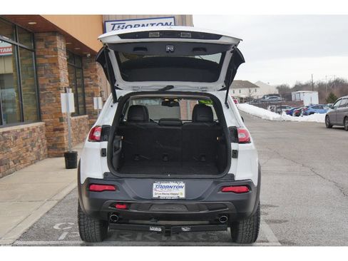 Used 2015 Jeep Cherokee Trailhawk w/ Comfort/Convenience Group image 29