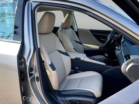 Used 2021 Lexus ES 350 w/ Premium Package FWD image 8