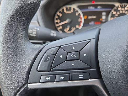 New 2026 Nissan Altima 2.5 SV FWD image 19