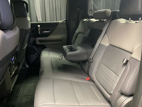 Used 2024 GMC Hummer EV 2X w/ Extreme Off-Road Package image 10