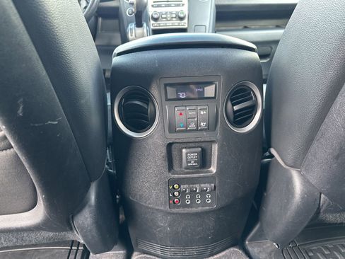 Used 2012 Honda Pilot Touring image 22