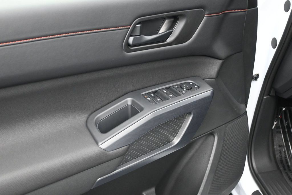 New 2026 Nissan Pathfinder Rock Creek AWD/4WD image 15