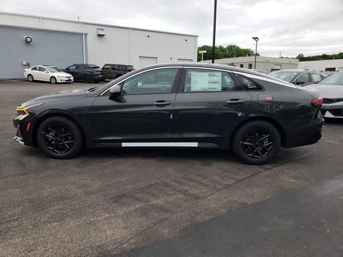 New 2026 Kia K5 LXS FWD image 3