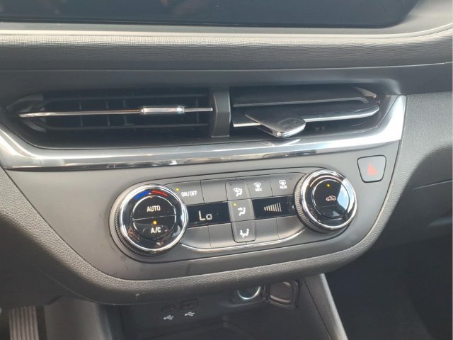 Used 2026 Buick Envista Preferred FWD image 16