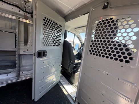 Used 2017 Ford Transit 350 148 Low Roof image 19