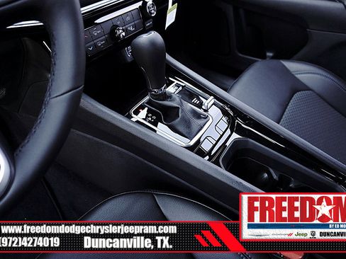 New 2026 Jeep Compass Latitude image 34