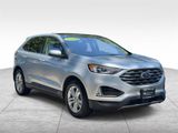 Used 2019 Ford Edge SEL w/ Equipment Group 201A image 3