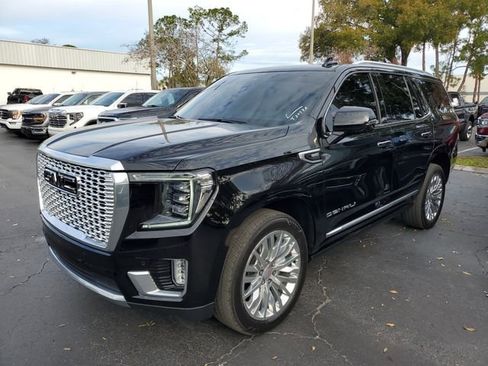 Used 2023 GMC Yukon Denali image 2