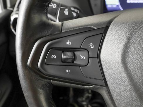 Used 2023 Chevrolet Bolt LT FWD image 26