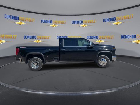 New 2026 Chevrolet Silverado 3500 LTZ w/ LTZ Plus Package AWD/4WD image 12