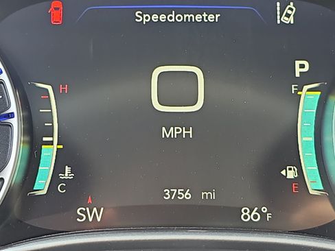 Certified 2025 Chrysler Pacifica Select w/ Uconnect Theater Family Group FWD image 17