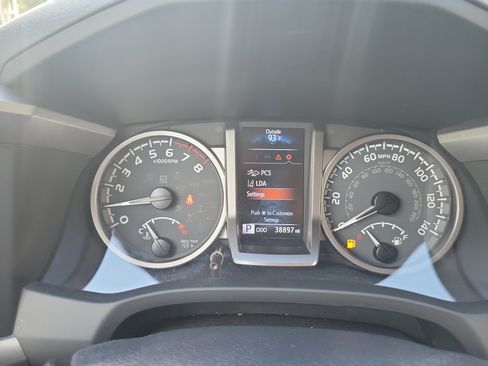 Certified 2022 Toyota Tacoma SR5 w/ Technology Package RWD image 29