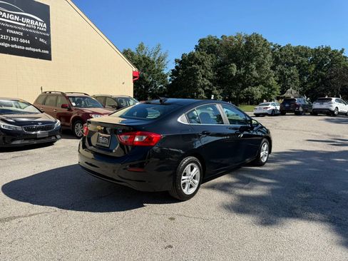 Used 2016 Chevrolet Cruze LT FWD image 7