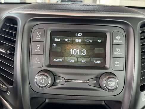 Used 2015 Jeep Cherokee Sport FWD image 22