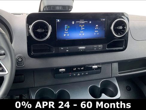 New 2025 Mercedes-Benz Sprinter 2500 image 6