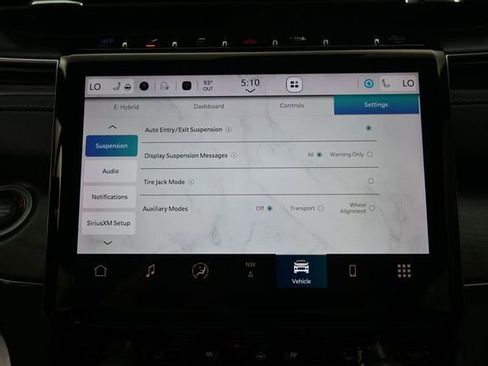 Used 2023 Jeep Grand Cherokee Overland w/ Rear Seat Video Group I AWD/4WD image 25