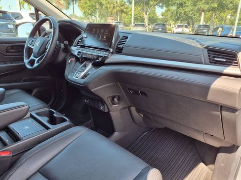 Used 2025 Honda Odyssey EX-L image 10