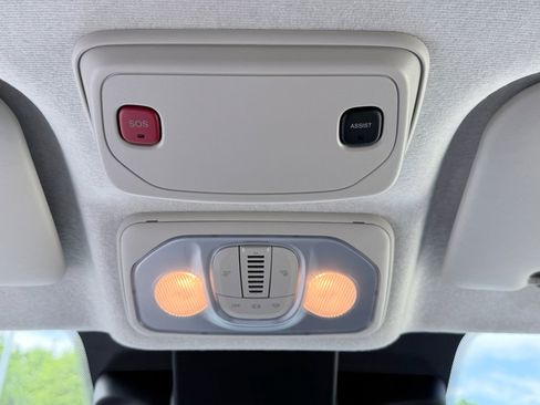 Used 2026 RAM ProMaster 2500 w/ Convenience Group FWD image 22