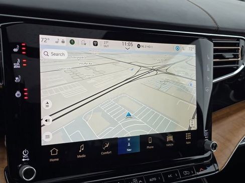 Used 2024 Jeep Grand Wagoneer L Series III image 3