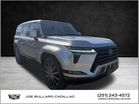 Used 2024 Lexus GX 550 w/ Accessory Package (2T) image 1