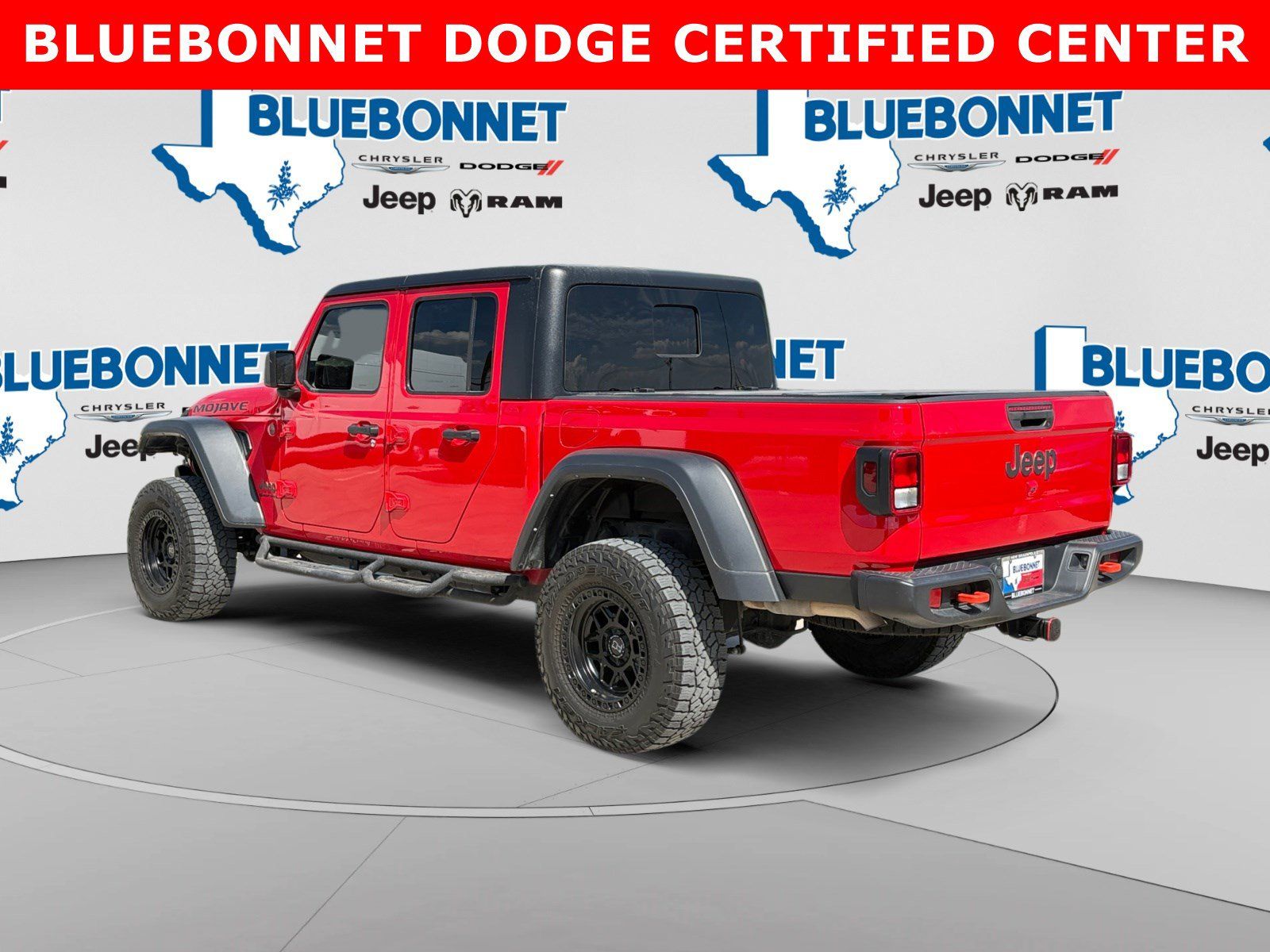 Used 2023 Jeep Gladiator Mojave w/ Cold Weather Group AWD/4WD image 7